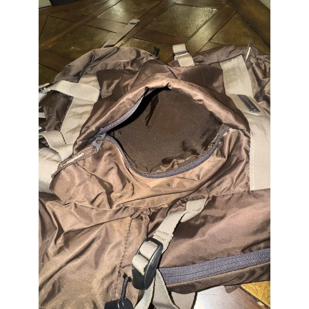 Vintage DC Shoes Skating Backpack Hiking‎ Skateboard Brown Tan Y2K